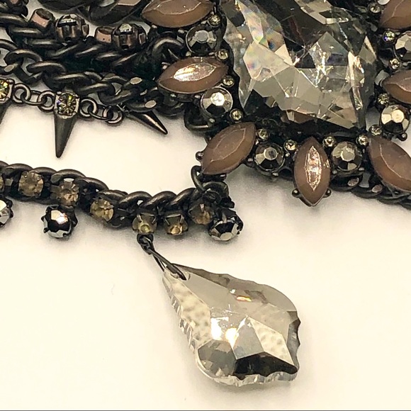 VINTAGE GOTHIC STYLE STATEMENT NECKLACE - Picture 13 of 14